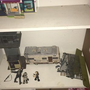 Walking dead set